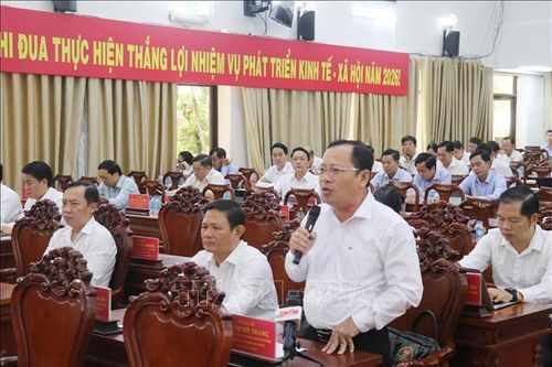 Ông Mai Văn Tình, Bí thư Đảng ủy xã Phụng Hiệp phát biểu. Ảnh: Ngọc Thiện/TTXVN