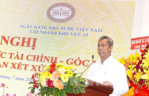 Chánh án Tòa án nhân dân tỉnh An Giang Thái Rết phát biểu khai mạc hội nghị. Ảnh: Văn Sĩ - TTXVN