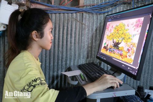 Cở sở làm tranh kiếng của ông Hòa đầu tư trang thiết bị công nghệ in 3D để nâng cao chất lượng.