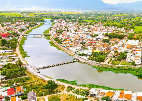 Sông Dinh Ninh Hòa.