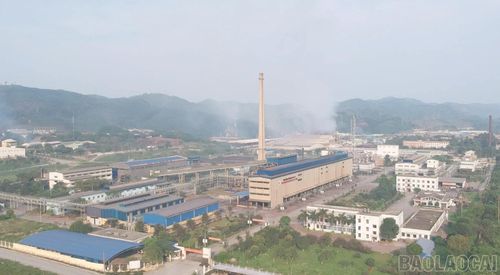 Công nghiệp giữ vai trò "đầu kéo".