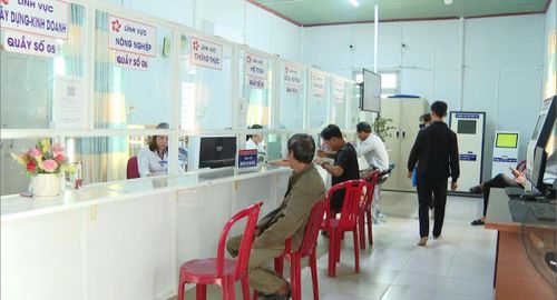 Tỷ lệ trả kết quả hồ sơ thủ tục hành chính trước hạn ở xã Lương Sơn (Lâm Đồng) trên 98%