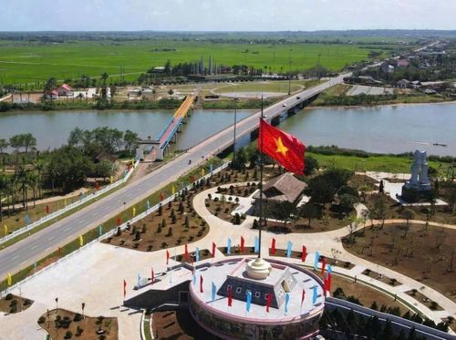 Cụm Di tích lịch sử quốc gia đặc biệt Đôi bờ Hiền Lương-Bến Hải.