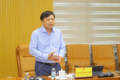 Thứ trưởng Bộ Nông nghiệp và Môi trường Nguyễn Hoàng Hiệp phát biểu kết luận tại Hội nghị.