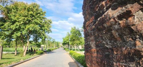 Thành cổ Quảng Trị - địa chỉ đỏ giáo dục truyền thống cách mạng và là điểm đến tâm linh, tri ân các Anh hùng liệt sĩ...