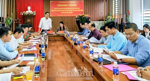 Phát biểu kết luận, Trưởng Ban Pháp chế HĐND tỉnh Hoàng Đình Liêm đề nghị địa phương tiếp tục rà soát, khắc phục những mặt hạn chế, nâng cao chất lượng cải cách hành chính, nhất là đẩy nhanh tiến độ giải quyết thủ tục hành chính, đáp ứng tốt hơn nhu cầu của người dân và doanh nghiệp.