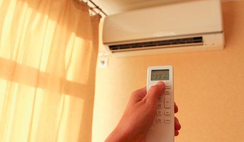 Cục lạnh là bộ phận được lắp đặt bên trong không gian cần làm mát. (Ảnh: Pinterest)