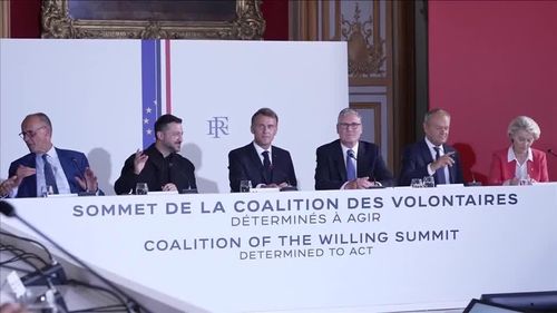Tổng thống Ukraine Volodymyr Zelenskiy tham gia cuộc họp của nhóm “Liên minh các nước sẵn sàng' tại Paris, Pháp ngày 13-7. Ảnh chụp từ video của Reuters