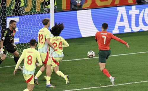  Thất bại trước Bồ Đào Nha ở Nations League dường như là bước ngoặt khiến Tây Ban Nha chơi chắc chắn hơn. 