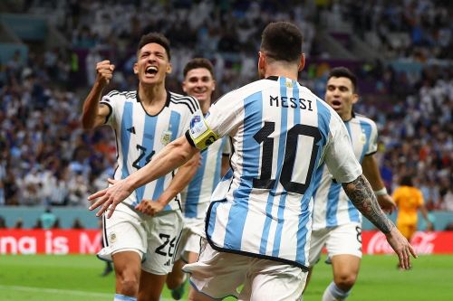  Hà Lan từng ôm hận khi khiêu khích Messi ở World Cup 2022. Ảnh: Reuters. 