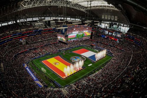  Các nhóm cổ động viên ước tính chi phí để theo chân một đội tuyển đến trận chung kết World Cup 2026 cao gấp 5 lần so với World Cup 2022. Ảnh: Reuters. 