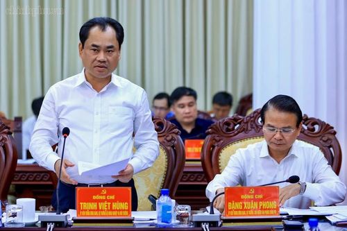 Bộ trưởng Bộ Nông nghiệp và Môi trường Trịnh Việt Hùng phát biểu - Ảnh: VGP/Nhật Bắc