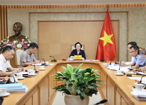 Bí thư Trung ương Đảng, Phó Thủ tướng Phạm Thị Thanh Trà làm việc với Bộ Nội vụ về xây dựng Đề án Chiến lược quốc gia về thu hút và trọng dụng nhân tài. (Ảnh: VGP)
