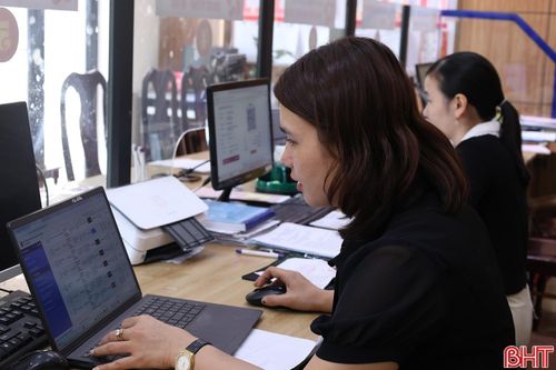 Hà Tĩnh mới có 24/69 xã, phường bố trí được cán bộ có trình độ chuyên môn công nghệ thông tin phụ trách lĩnh vực chuyển đổi số.