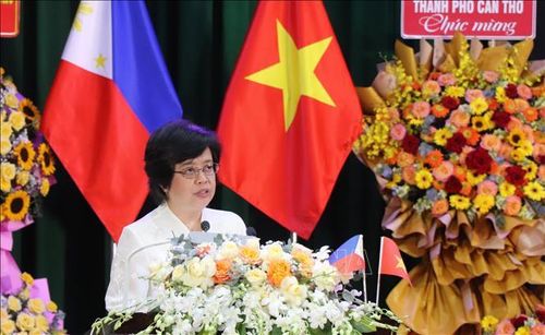 Bà Shirley Nuevo, Quyền Tổng lãnh sự Philippines tại TP Hồ Chí Minh phát biểu.