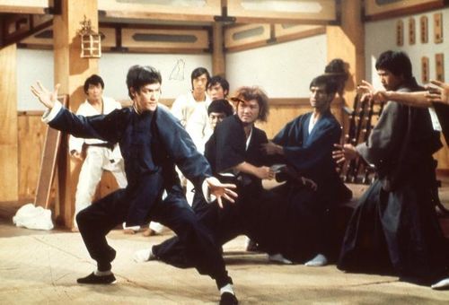 Hình tượng mạnh mẽ của Lý Tiểu Long góp phần thay đổi cách Hollywood nhìn nhận diễn viên châu Á.
