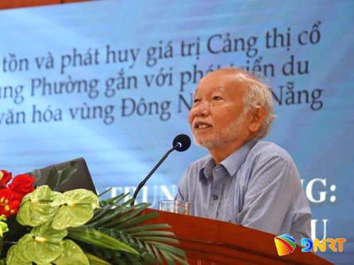 Nhà nghiên cứu Võ Văn Thắng, nguyên Giám đốc Bảo tàng Điêu khắc Chăm phát biểu tại tọa đàm. Ảnh: QUỐC TUẤN