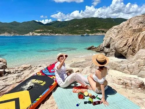Cam Ranh được nhắc đến nhiều hơn khi hè về.