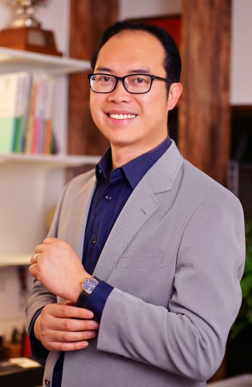 TS Nguyễn Hồng Sơn, Chủ tịch Liên hiệp Hội người Việt Nam tại Nhật Bản.