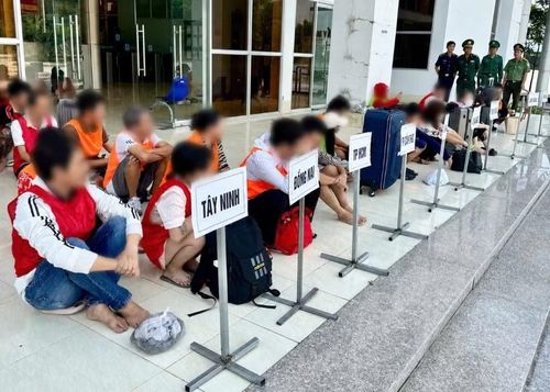 Các công dân được tiếp nhận.