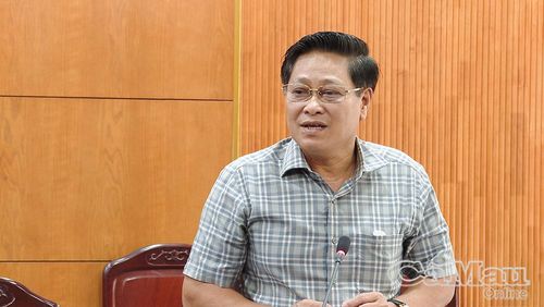 Phó Chủ tịch HĐND tỉnh Bùi Tấn Bảy quan tâm công tác đào tạo nguồn nhân lực y tế cơ sở.