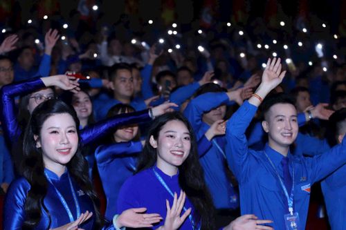 Tuổi trẻ là lực lượng tiên, trực tiếp kiến tạo tương lai đất nước. Ảnh: Nguyệt Ánh