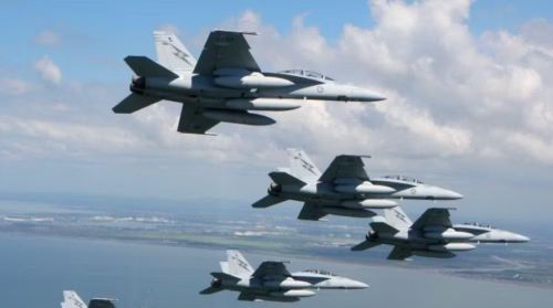 Đây là lần đầu tiên CENTCOM tiến hành đợt ném bom vào ban ngày, kể từ khi giao tranh giữa Mỹ và Iran nối lại vào 7/7. Trong các đợt tập kích trước đó, máy bay Mỹ đều ném bom, phóng tên lửa vào ban đêm.
