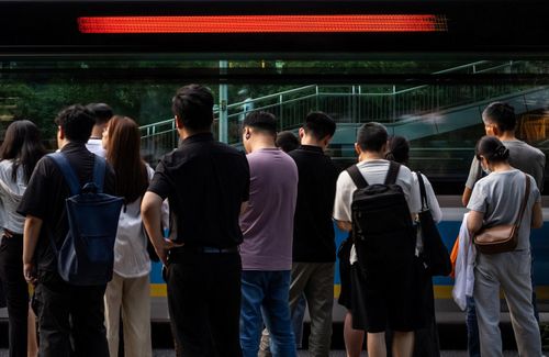  Tình hình việc làm tại Trung Quốc cũng chưa có nhiều khởi sắc. Ảnh: Reuters.
