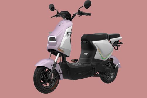 Xe được mở bán với mức giá 12 triệu đồng. Ảnh: VinFast.