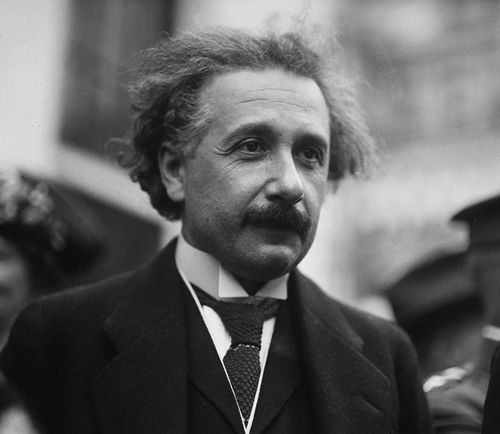Thuyết tương đối rộng của Albert Einstein được kiểm chứng năm 1919. Ảnh: Harris and Ewing Collection/Library of Congress.