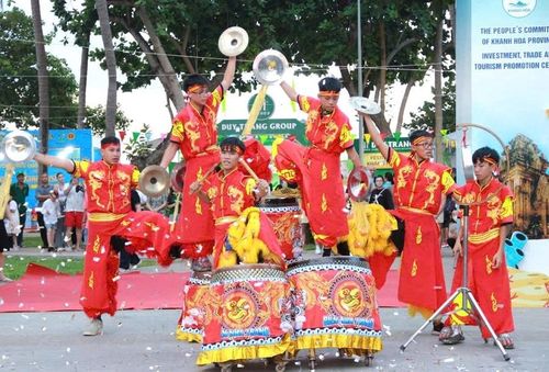 Trong suốt thời gian diễn ra Triển lãm, nhiều chương trình giới thiệu sản phẩm, quảng bá văn hóa địa phương, hoạt động hoạt náo và giao lưu sẽ được tổ chức