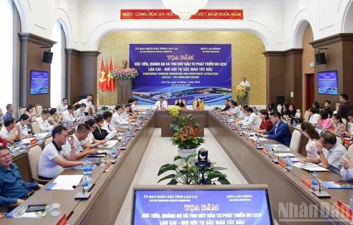 Toàn cảnh buổi tọa đàm.