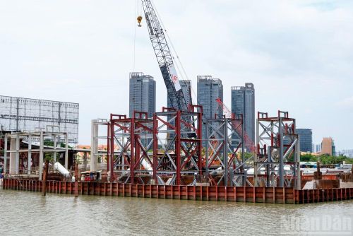 Trụ TC2 đã hoàn thành và nhiều hạng mục quan trọng dần thành hình ở phía phường An Khánh, Thành phố Hồ Chí Minh.