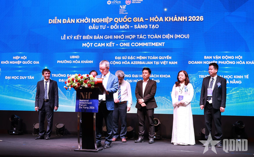  Đại diện các đơn vị ký kết hợp tác phát triển hệ sinh thái khởi nghiệp. 