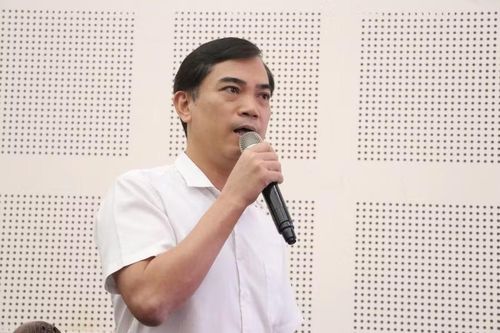 Ông Nguyễn Văn Khoa - Giám đốc Sở GD&amp;ĐT Nghệ An mong muốn các xã phường quan tâm dành quỹ đất cho giáo dục. Ảnh: Hồ Lài