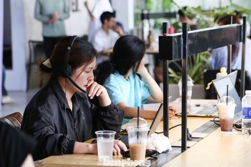 Là khách quen của quán, chị Trần Huyền My (phường Hải Châu, TP. Đà Nẵng) cho biết đây là địa điểm chị thường xuyên lựa chọn mỗi khi cần tập trung xử lý công việc.