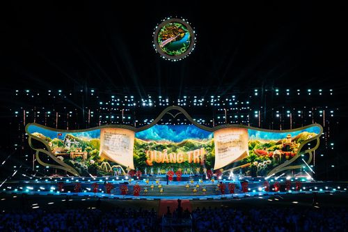 Ca khúc sáng tác mới “Mùa xanh trở lại” của đạo diễn Minh Trí sáng tác. Hình ảnh: Finn Studio