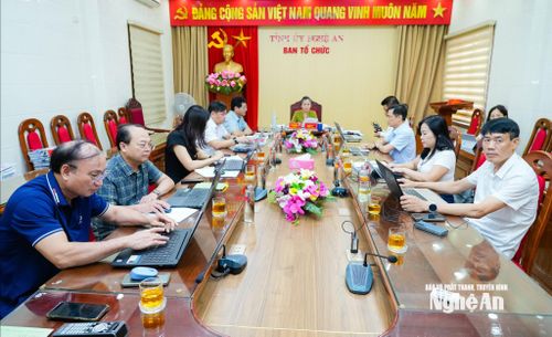 Quang cảnh điểm cầu Nghệ An. Ảnh: TL