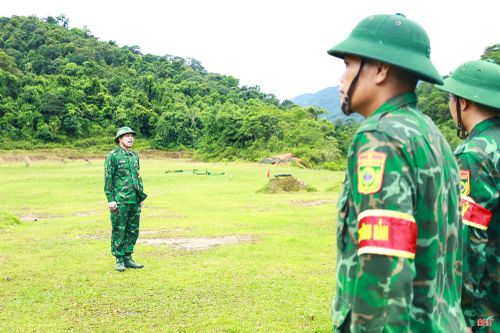 Toàn bộ quá trình kiểm tra được tổ chức chặt chẽ, đúng quy trình, bảo đảm an toàn tuyệt đối về người và vũ khí, trang bị, đồng thời đánh giá khách quan, thực chất kết quả huấn luyện, khả năng sử dụng vũ khí cũng như trình độ, bản lĩnh của cán bộ, chiến sĩ.