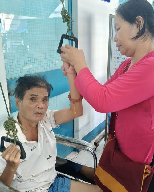 Sức khỏe của nghệ sĩ Mai Trần đã có những chuyển biến sau thời gian nỗ lực phục hồi. (Ảnh: Mai Trần)