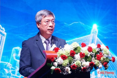 Ông Hồ Quang Bửu, Phó Chủ tịch UBND TP. Đà Nẵng phát biểu tại Diễn đàn