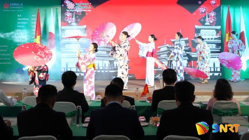 Chương trình giao lưu nghệ thuật tại Lễ hội Việt Nam - Nhật Bản. Ảnh: NGỌC HÀ