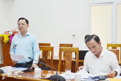 Ủy viên Ban Thường vụ Thành ủy, Phó Chủ tịch Thường trực Ủy ban MTTQ Việt Nam thành phố Hà Anh Dũng phát biểu tại hội nghị. Ảnh: Phương Hằng