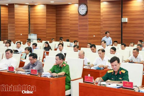 Ban Chỉ huy Phòng thủ dân sự tỉnh và các sở ngành, địa phương tham dự hội nghị.