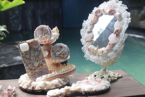 Sản phẩm làm từ vỏ sò, vỏ ốc của xứ biển