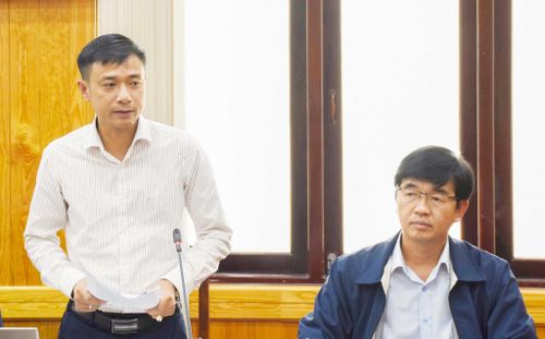 Đại diện lãnh đạo Sở Nông nghiệp và Môi trường báo cáo tiến bộ thực hiện chương trình