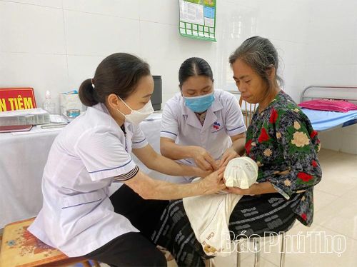 Công tác chăm sóc sức khỏe Nhân dân luôn được quan tâm thực hiện tốt.