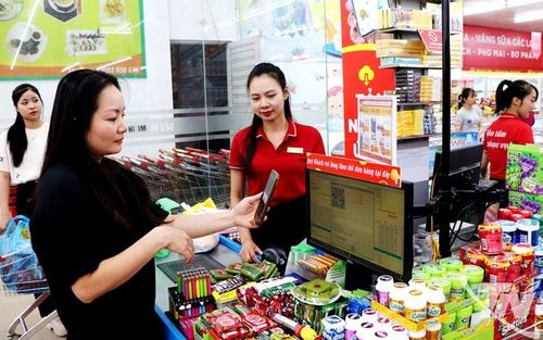 Hà Nội sẽ triển khai cao điểm các chợ, tuyến phố kinh doanh không dùng tiền mặt