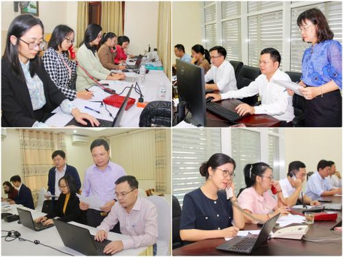 Bộ phận trực đường dây điện thoại tại các kỳ họp HĐND tỉnh Nghệ An.