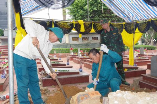 Hiện, toàn tỉnh Sơn La còn 579 phần mộ liệt sĩ chưa có đầy đủ thông tin.